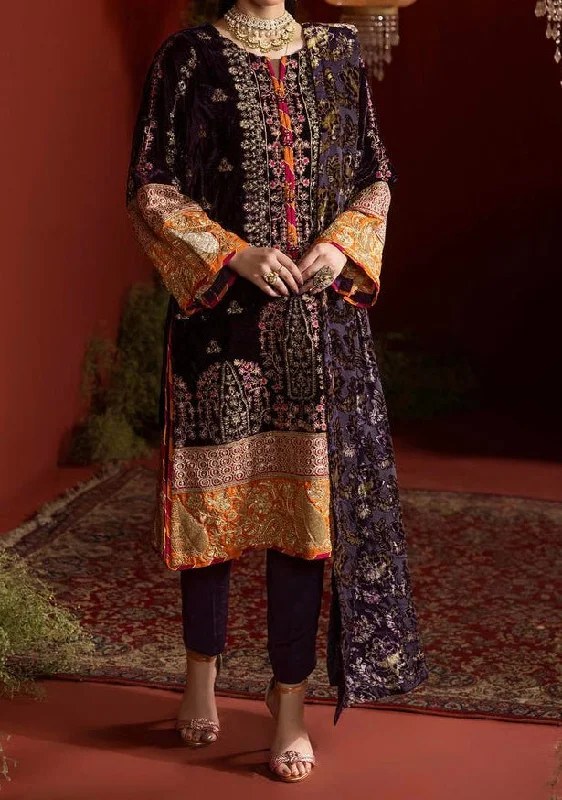 Adan's Libas Plachi Pakistani Velvet Dress