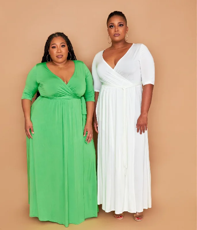 Close Up Classic Maxi Dress Classic Black Maxi Dress