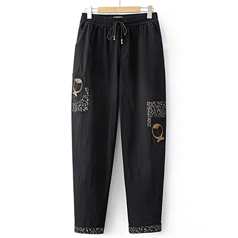 5XL Plus Size Jeans Women's Clothing Fall/Winter Fish Embroidery Pocket Floral Patch Pants Fashionable White Denim Jeans 5XL Plus Size Jeans Women's Clothing Fall/Winter Fish Embroidery Pocket Floral Patch Pants Fashionable White Denim Jeans