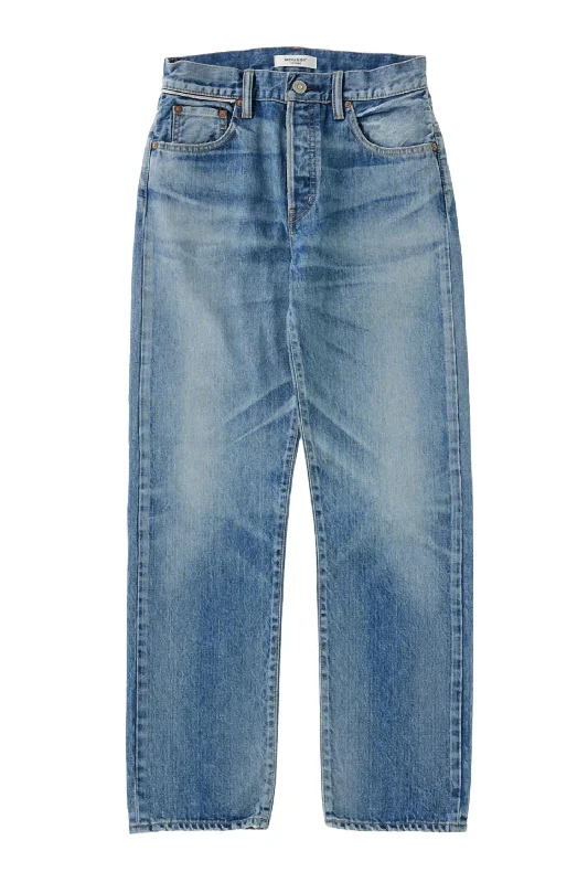 Graceland Straight Jeans In Light Blue Fashionable Bootcut Jeans
